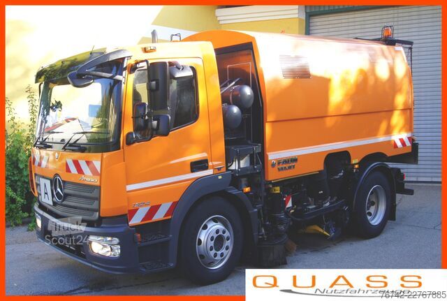 Sweeper truck Mercedes-Benz ATEGO 1324 /E 6/TÜV/FAUN Viajet 6 R+L+H Aufbaumotor