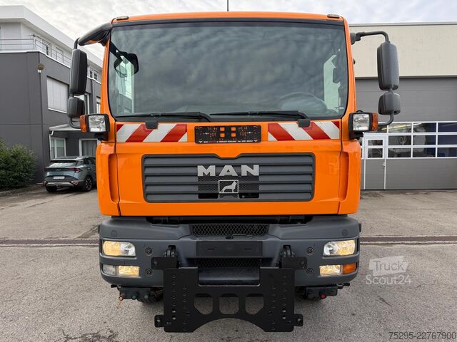 Veicolo commerciale MAN TGM  13.240 4x4BL Palfinger Kran 3 S Kipper Klima