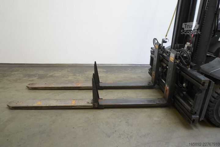 Carrello elevatore Linde H 35 D (3B) EVO 393-02