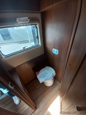 повністю інтегрований автодім Niesmann Bischoff Flair 920 LF