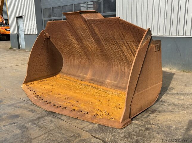 Cupă standard Caterpillar WP-125.40-330 ISO Volvo L150/180/220