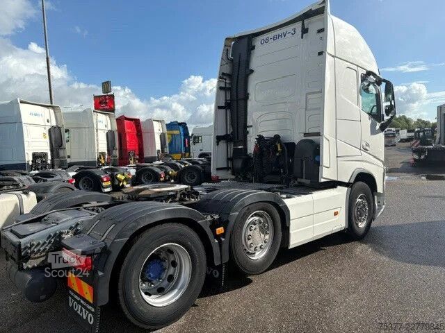 Padrão-SZM Volvo FH 6X2,twin Steer Globetrotter NL truck ,TOP