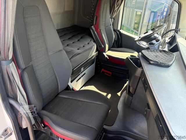 Padrão-SZM Volvo FH 6X2,twin Steer Globetrotter NL truck ,TOP