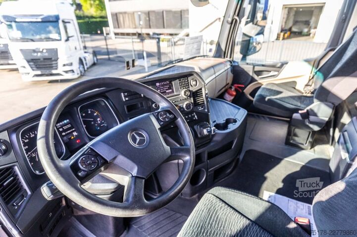 Chassis com cabina Mercedes-Benz ACTROS 2548
