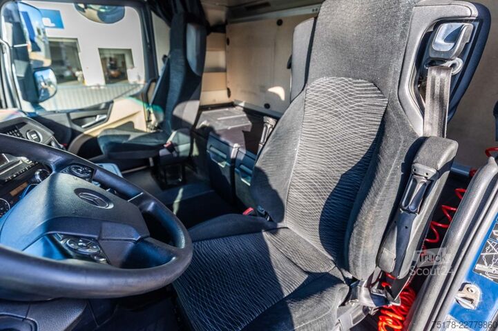 Chassis com cabina Mercedes-Benz ACTROS 2548