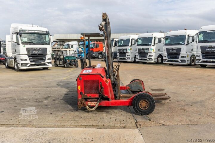 Empilhador MOFFET RE4 - 45-1.444 H-4X4