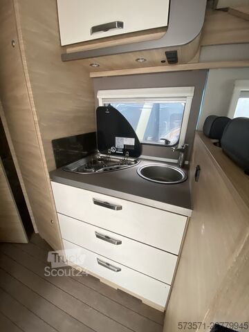 Karavan Fiat DucatoWeinsberg Carasuite650MF 2024 manuales | Capacidad para 5 personas
