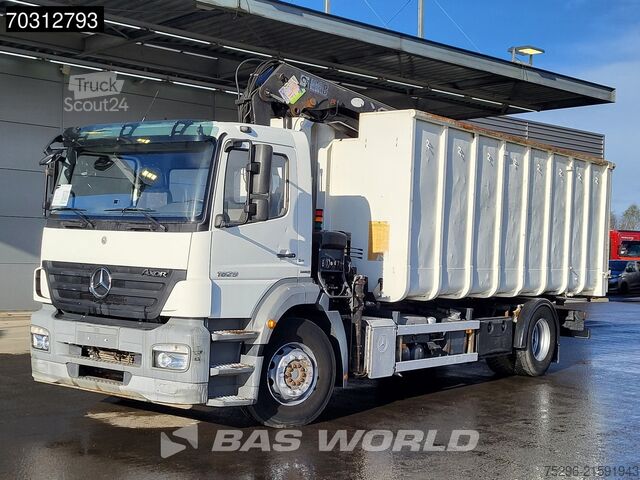 Самосвал с краном Mercedes Axor 1829 Axor 4X2 HIAB 166 BS-3000 Kran Crane ...