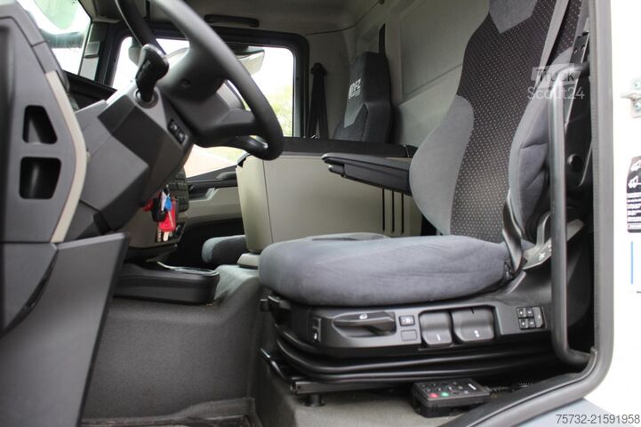 Camião de caixa fechada MAN TGM  18.320 Koffer  Anhägerkupplung Klima LDW LBW