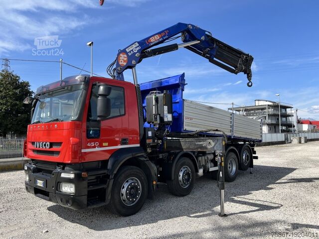 тристоронній самоскид з краном Iveco Stralis 450