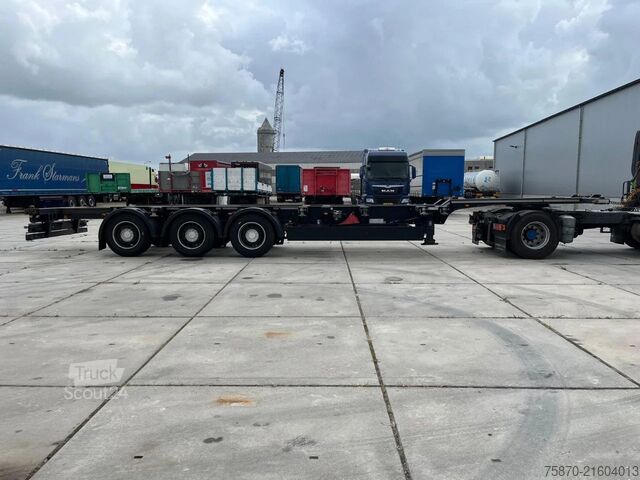 Transport av containere Kögel PORT 40 SIMPLEX 20