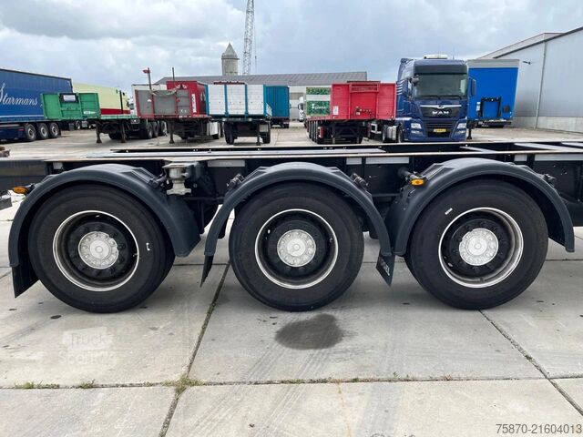 Transport av containere Kögel PORT 40 SIMPLEX 20