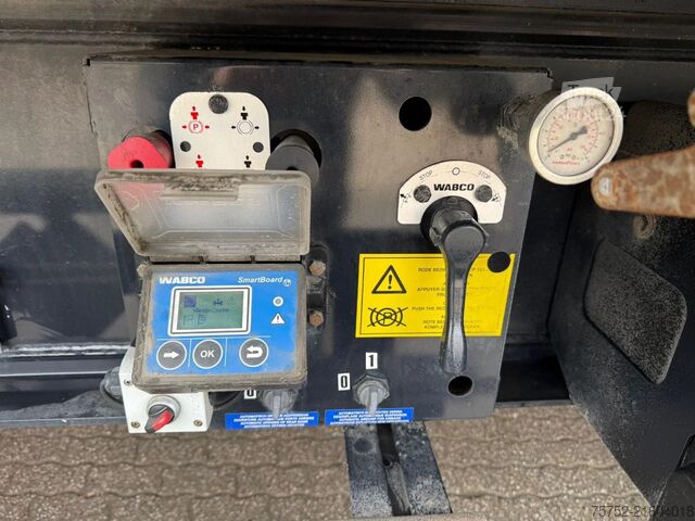 Camion de gunoi Stas S300CX S300CX 55m3 Alcoa Klep deuren 2 Graanlui...