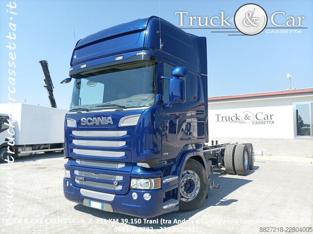 Chassi de caminhão SCANIA R 580