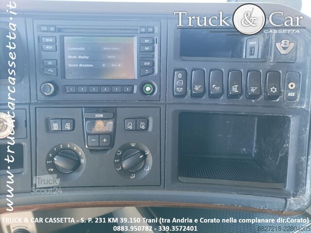 Chassi de caminhão SCANIA R 580