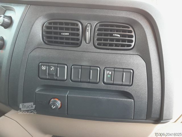 Kühlkoffer-LKW DAF FA XB 310 18t Kress Kühlaufbau