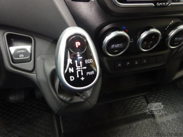 High top van IVECO Daily Kasten 35 S 16A8 V 156PS ACC AHK Luftfed.