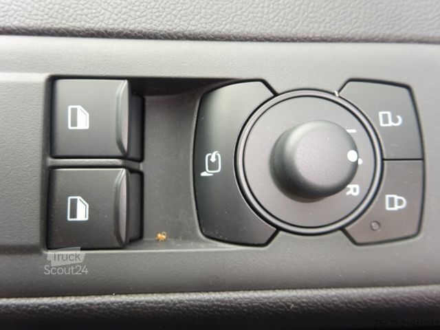 Kastenwagen FORD Transit Custom 280 L1H1 Trend Klima LED Nav iACC