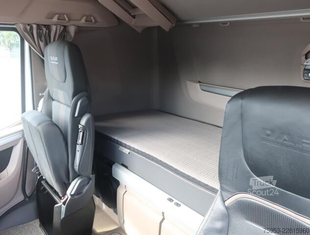 Standard SZM DAF XG+ 530 Intarder Standklima Navigation Leder