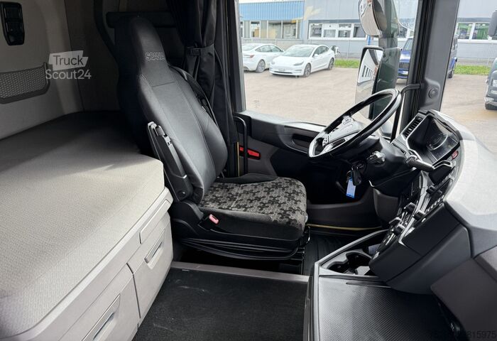 Tractor estándar Scania R 450 A 4x2 Retarder / Swiss-Vehicle