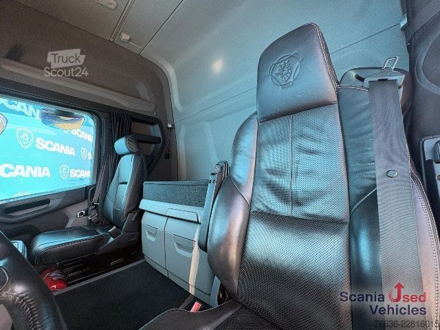 وحدة جرار قياسية Scania R 460 A6x2/4NA DIFF-L RETARDER HYDRO VECTO 3