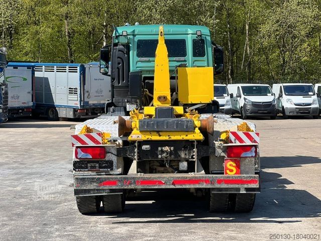Камион с кука за контейнери MAN TGS 35.400 8x4 HIAB-Abrollkipper