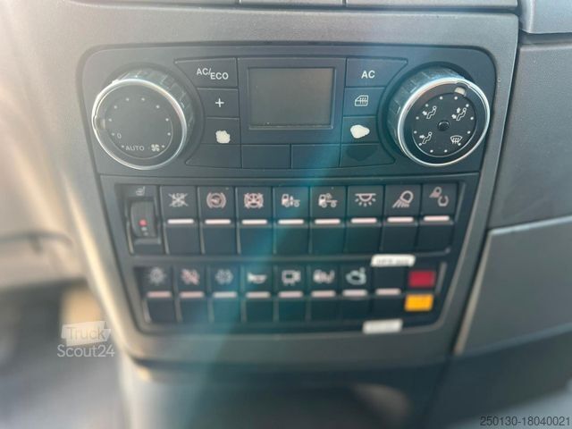 Камион с кука за контейнери MAN TGS 35.400 8x4 HIAB-Abrollkipper