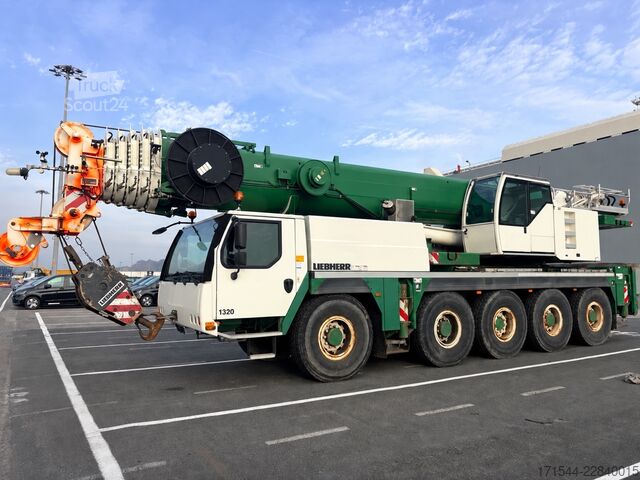 мобилен кран Liebherr LTM 1100-5.2