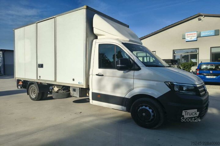 Transporter mit Koffer VW CRAFTER 2.0 TDI 180 CV CASSA E PEDANA