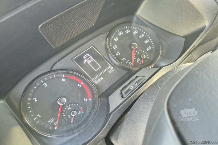 Transporter mit Koffer VW CRAFTER 2.0 TDI 180 CV CASSA E PEDANA