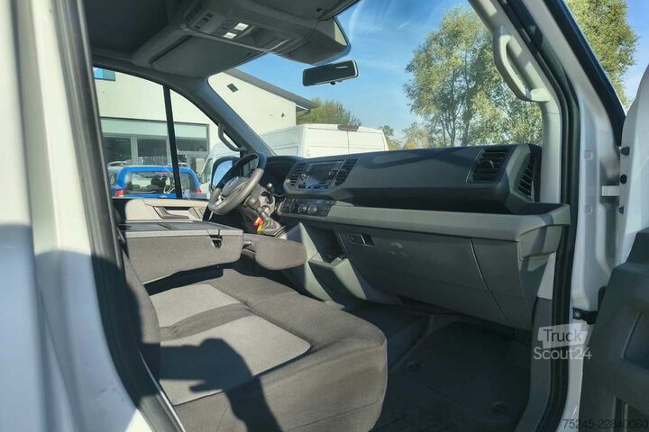 Transporter mit Koffer VW CRAFTER 2.0 TDI 180 CV CASSA E PEDANA
