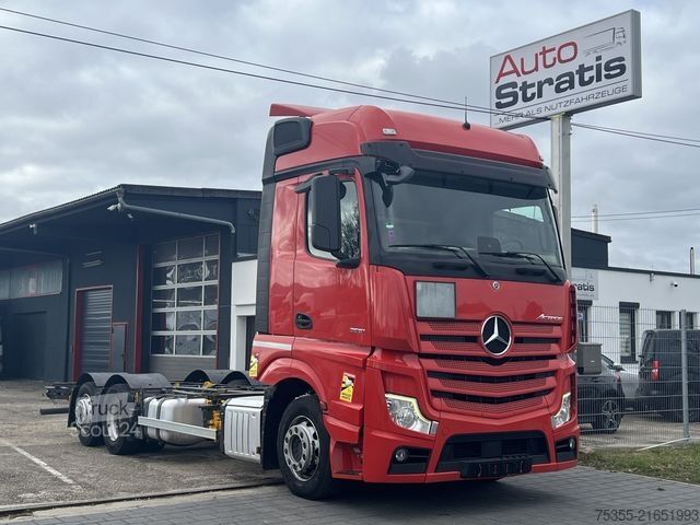 Wechselfahrgestell LKW MERCEDES-BENZ Actros 2551 6X2 Lenkachse Volumen BDF Retarder