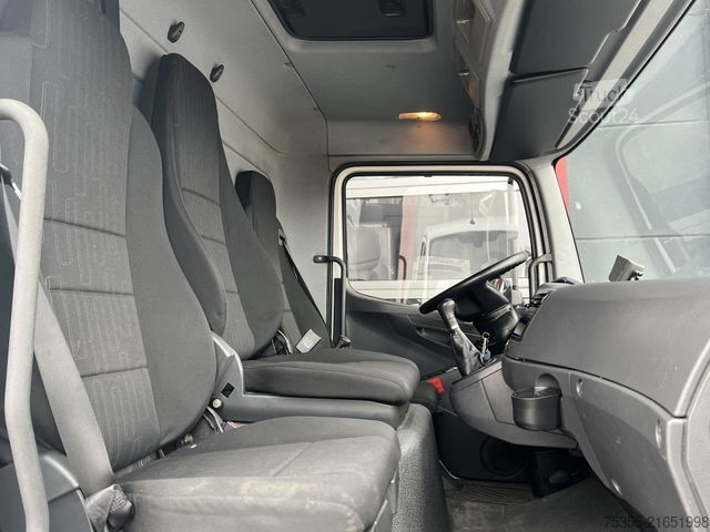 Furgone chiuso MERCEDES-BENZ Atego 818 Klima 6,1m LBW 1.000kg Kamera Tempomat