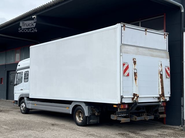 Furgone chiuso MERCEDES-BENZ Atego 818 Klima LBW 1.000kg 6,1m AHK orig 178´km