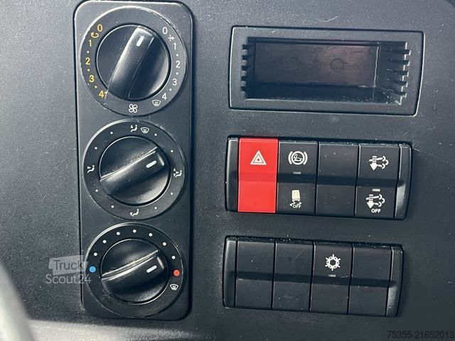 Furgone chiuso MERCEDES-BENZ Atego 818 Klima 6,1m LBW 1.000kg Kamera Tempomat