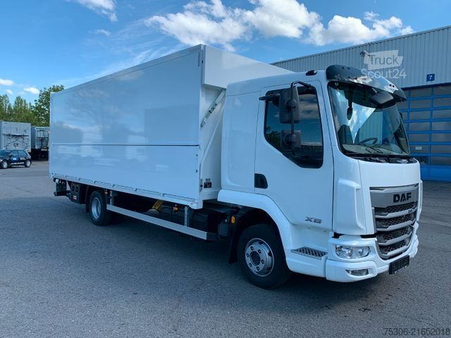 Camion de boissons DAF FA XB 260 12t  Swing-Board-Aufbau