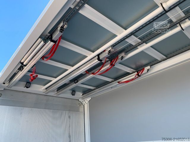 Camion de boissons DAF FA XB 260 12t  Swing-Board-Aufbau