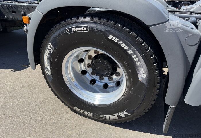 2018 MAN TGX 26.500 6x2*4 s prídavným pohonom MAN TGX 26.500 6x2*4 Nebenantrieb / Swiss-Vehicle