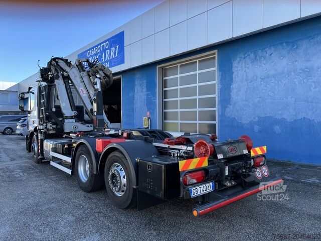 Abrollkipper mit Kran Iveco Stralis 480