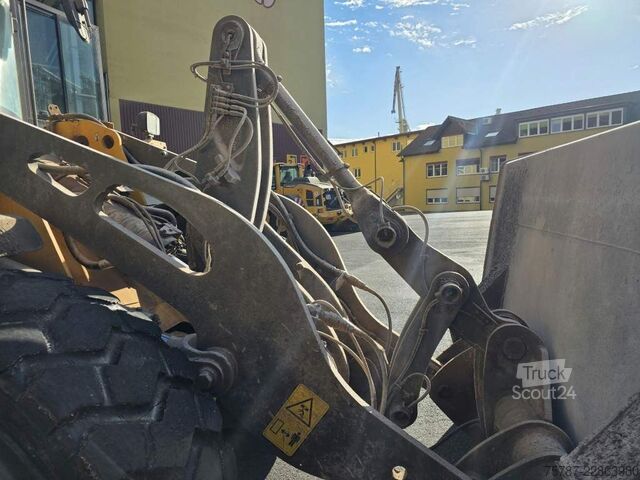 Hjullaster VOLVO L90H Radlader 4x4 Klima, Schnellwechsler
