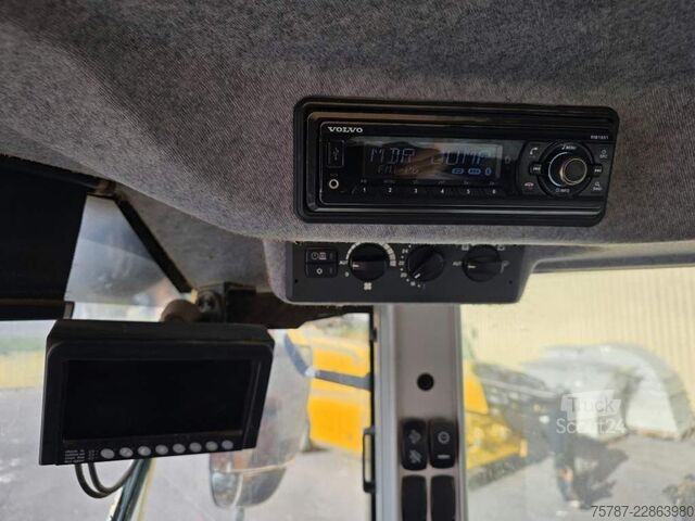 Hjullaster VOLVO L90H Radlader 4x4 Klima, Schnellwechsler
