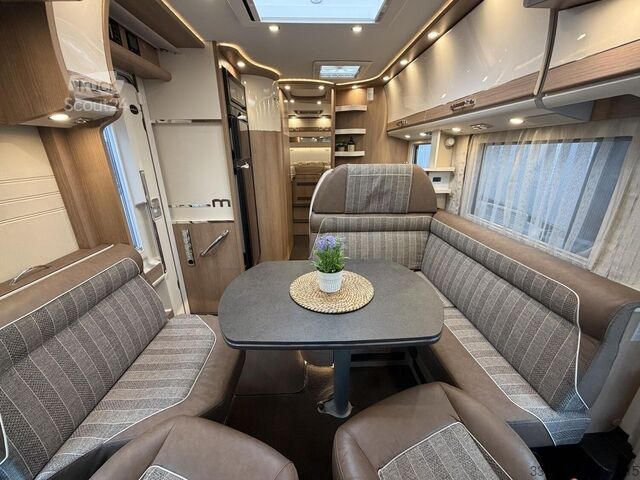Integruota kemperis MALIBU I 490 LE Hubstützen+Solar+Lithium+Alde+Sat TV