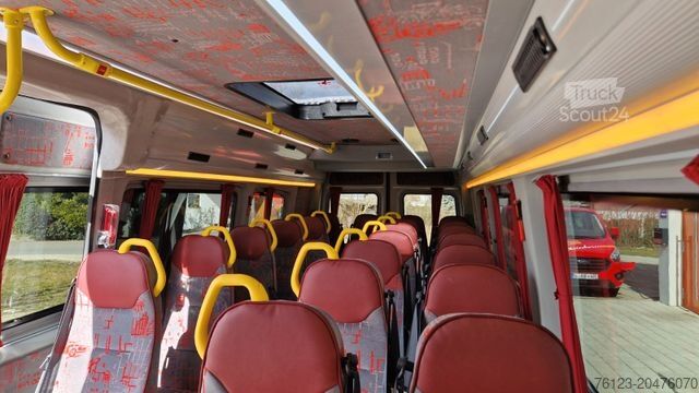 Minibus VOLKSWAGEN 3 x MAN TGE Lagerfahrzeug baugleich Crafter