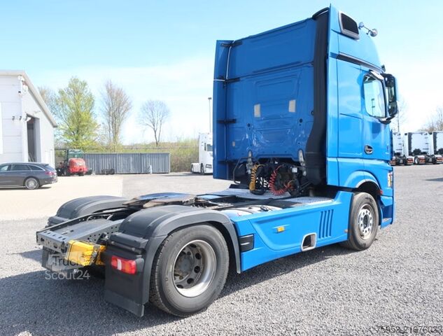 Τυπική μονάδα τράκτορα Mercedes Benz 1845 LS Actros Gigaspace vollspoiler Retarder