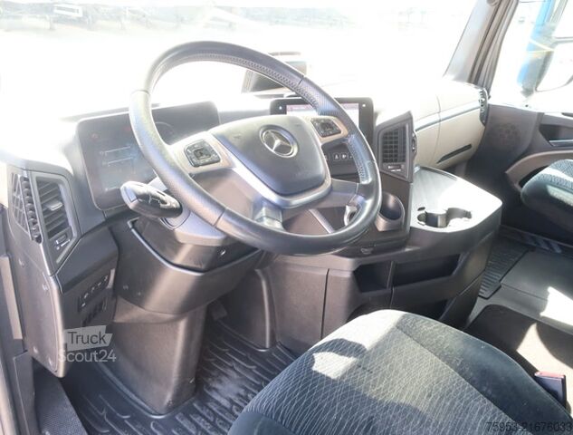 Τυπική μονάδα τράκτορα Mercedes Benz 1845 LS Actros Gigaspace vollspoiler Retarder