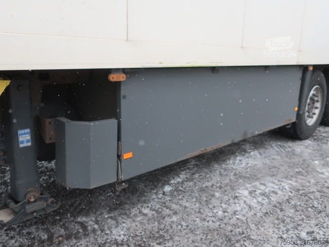 Hladilna polprikolica Schmitz Cargobull SKO 24 ohne Rohrbahnen Carrier Maxima defekt!