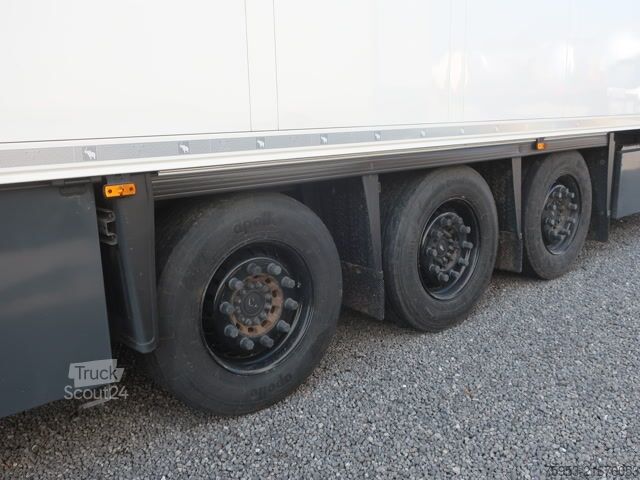 Hladilna polprikolica Schmitz Cargobull SKO 24 Doppelstock 2.700mm Vector HE19 2x PK