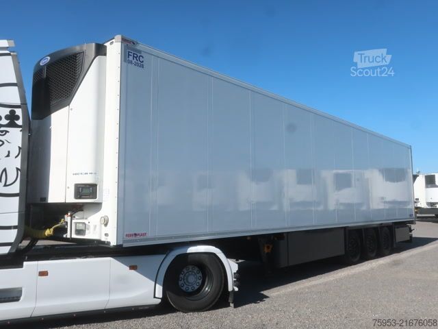 Hladilna polprikolica Schmitz Cargobull SKO 24 Doppelstock 2 x PK Carrier HE19 2.700 mm