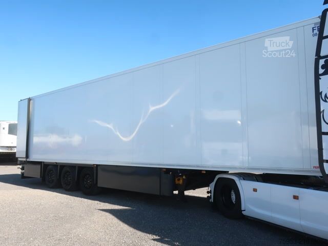 Hladilna polprikolica Schmitz Cargobull SKO 24 Doppelstock 2 x PK Carrier HE19 2.700 mm