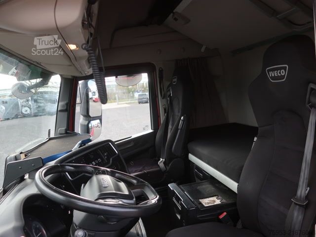 Τυπική μονάδα τράκτορα Iveco S-Way AS 440 S 46 Intarder PTO